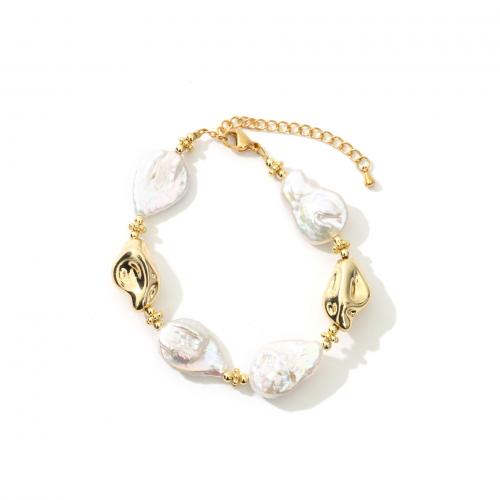 Freshwater Cultured Pearl Bracelet, Brass, with Freshwater Pearl, with 5cm extender chain, real gold plated, fashion jewelry & for woman, white, nickel, lead & cadmium free, Length:Approx 15 cm, Sold By PC