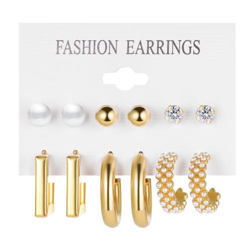 alliage de zinc Boucles d'oreilles, avec perle de plastique, Placage de couleur d'or, styles différents pour le choix & pour femme & avec strass, earring length 6-25mm, Vendu par fixé