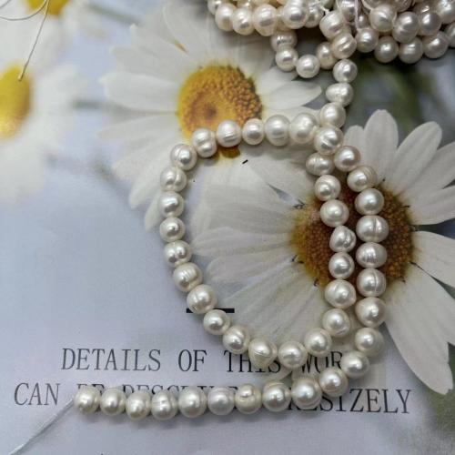 Natural Freshwater Pearl Loose Beads Slightly Round fashion jewelry & DIY white Length about 7-8mm Approx Sold By Strand
