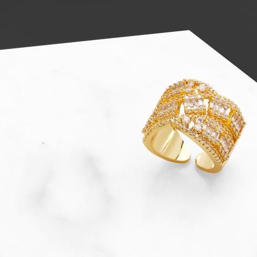 Kubieke Circonia Micro Pave Brass Ring, Messing, plated, mode sieraden & micro pave zirconia, gouden, nikkel, lood en cadmium vrij, Verkocht door PC