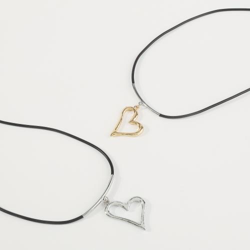 Zinc Alloy smykker halskæde, med lædersnor, forgyldt, mode smykker & for kvinde, flere farver til valg, nikkel, bly & cadmium fri, Længde 18.11-20.47 inch, Solgt af PC