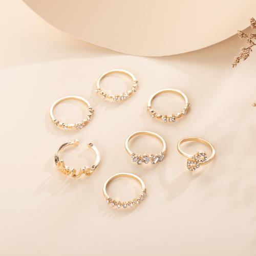 liga de zinco anel Set, cromado de cor dourada, 7 peças & para mulher & com strass, vendido por Defina