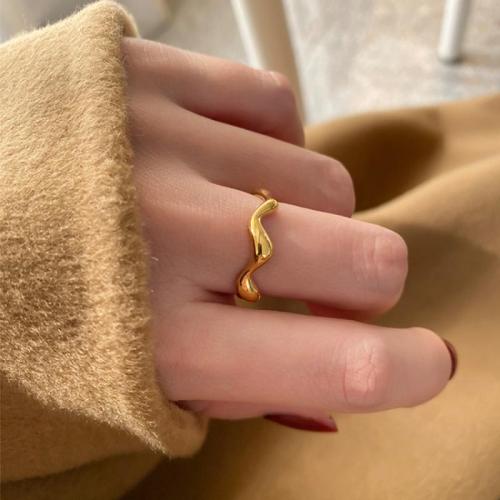 Titanium Čelik Finger Ring, 18K pozlaćeno, modni nakit & različite veličine za izbor & za žene, zlatan, Prodano By PC