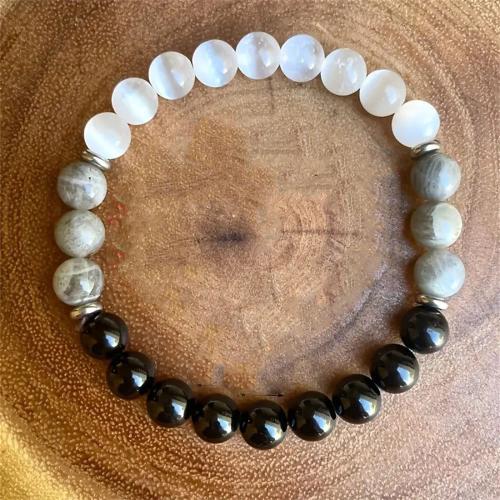 Gemstone Bracelets Round fashion jewelry & Unisex white and black 8mm Length Approx 20.32 cm Sold By PC
