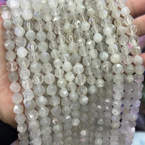 Mjesečev kamen perle, Poligon, modni nakit & možete DIY & faceted, svijetlo siva, 8mm, Prodano Per Približno 38 cm Strand
