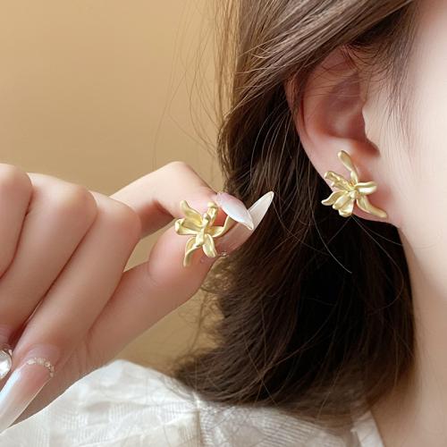 Brass Stud Earring Flower plated fashion jewelry nickel lead & cadmium free Sold By Pair