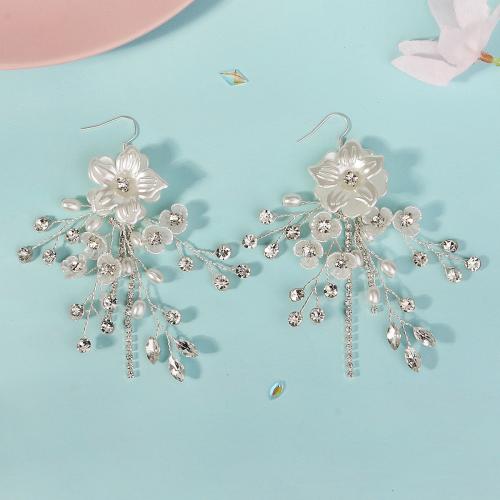 Brass Drop Earring with Plastic Pearl fashion jewelry & for woman & with rhinestone silver color Sold By Pair