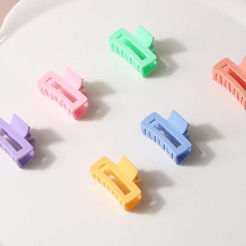 Hair Claw Clips Plastic Square stoving varnish for woman & hollow Sold By PC