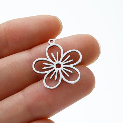 Stainless Steel Flower Pendant, 304 Stainless Steel, plated, DIY, more colors for choice, 17mm, 5PCs/Bag, Sold By Bag