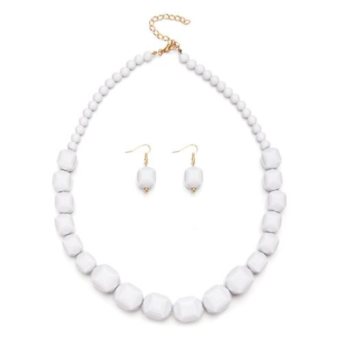 Ensemble de bijoux acrylique, boucle d'oreille & collier, fait à la main, 2 pièces & bijoux de mode & pour femme, blanc, Necklace length: 51-60cm, earrings size: 1.7x0.8cm., Vendu par fixé