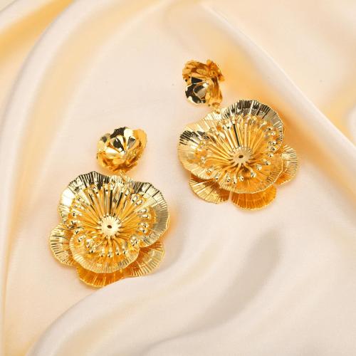 Boucles d'oreilles pendantes en laiton, fleur, Placage, bijoux de mode, doré, protéger l'environnement, sans nickel, plomb et cadmium, 46x68mm, Vendu par paire