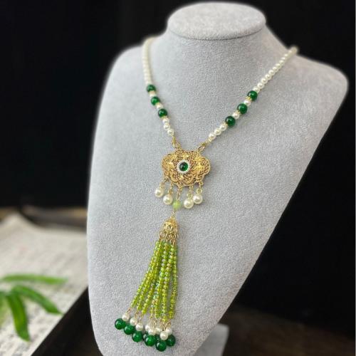 Zinc Alloy Jewelry Necklace with Seedbead & Plastic Pearl gold color plated for woman & with rhinestone green nickel lead & cadmium free Length 50 cm Sold By PC
