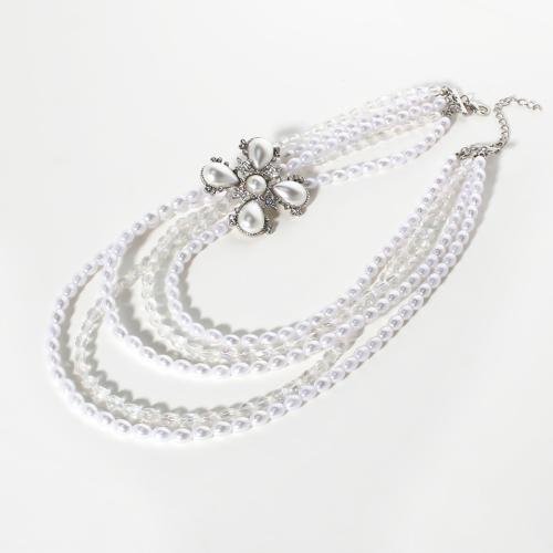 Collar de perlas de plástico, Perlas plásticas, con 2.76 Inch extender cadena, Joyería & multicapa & para mujer & con diamantes de imitación, Blanco, longitud:17.72 Inch, Vendido por UD
