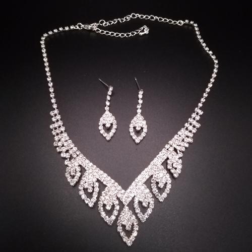Rhinestone Jewelry Sets, earring & necklace, Brass, with Rhinestone, with 12cm extender chain, 2 pieces & fashion jewelry & for woman, earring 35*4mm, Length:Approx 36 cm, Sold By Set
