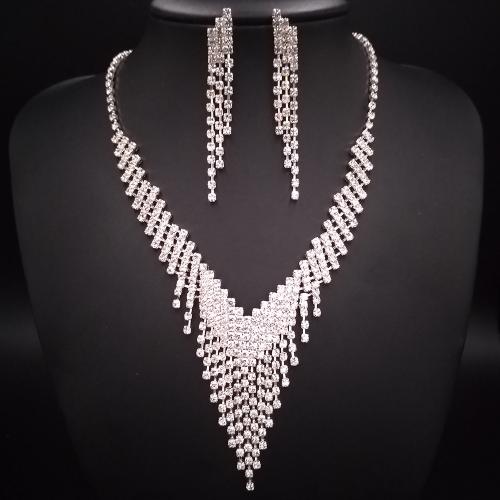 Rhinestone Jewelry Sets, earring & necklace, Brass, with Rhinestone, with 12cm extender chain, silver color plated, 2 pieces & fashion jewelry & for woman, earring 55*4mm, Length:Approx 40 cm, Sold By Set