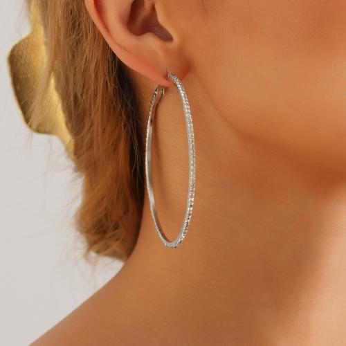 Boucles d'oreilles en alliage de zinc, Rond, Placage de couleur argentée, pour femme & avec strass, protéger l'environnement, sans nickel, plomb et cadmium, Vendu par paire
