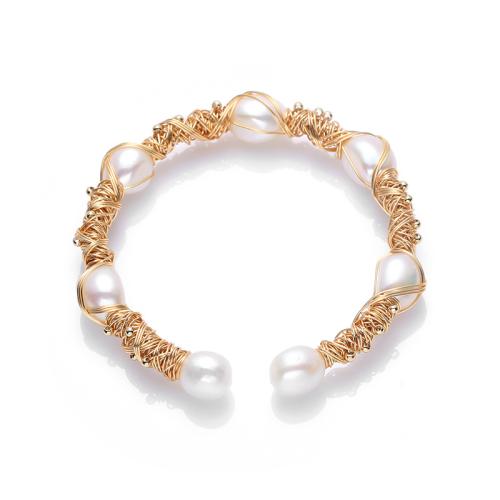 Brass Bracelet & Bangle, with Freshwater Pearl, fashion jewelry & for woman, golden, Length:Approx 17 cm, Sold By PC