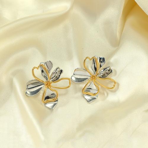 Brass Stud Earring Flower fashion jewelry & for woman Sold By Pair