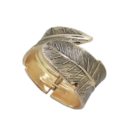 Bijoux de bracelet en alliage de zinc, Placage, pour femme, plus de couleurs à choisir, Diamètre intérieur:Environ 67x48mm, Vendu par PC