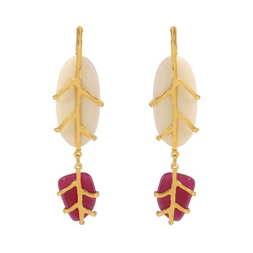 Zinc Alloy Stud Earring with Resin Leaf fashion jewelry & for woman gold Sold By Pair