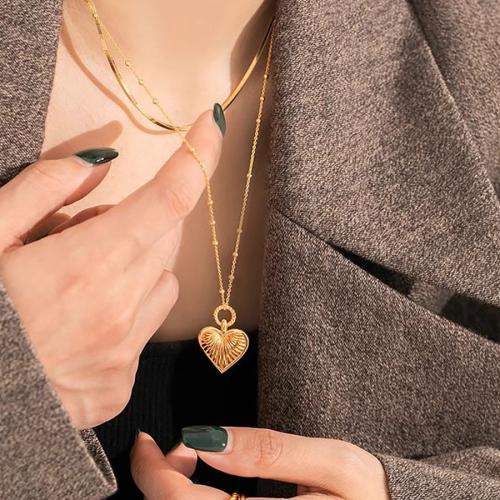 Stainless Steel Jewelry Necklace, 304 Stainless Steel, with 5cm extender chain, Heart, gold color plated, fashion jewelry, golden, Length:40 cm, Sold By PC