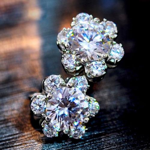 Cubic Zirconia Micro Pave Brass Earring Flower fashion jewelry & micro pave cubic zirconia & for woman 11mm Sold By Pair