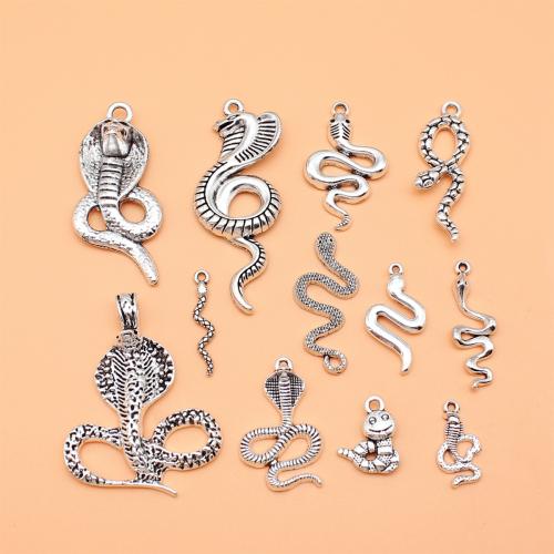 Zinc Alloy Animal Pendants Snake antique silver color plated DIY Sold By Set