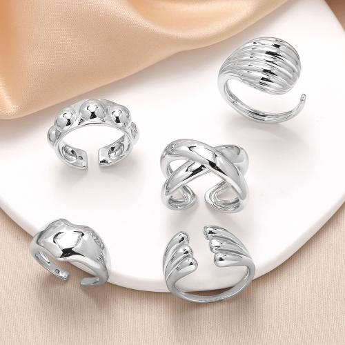Кольца из латуни, Латунь, плакирован серебром, ювелирные изделия моды & различные модели для выбора, серебряный, не содержит никель, свинец, The inner diameter of the ring is 1.7cm, продается PC