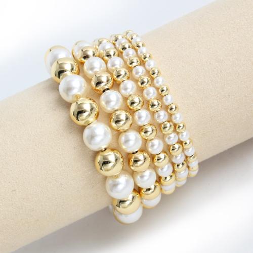 Pulseras de latón, metal, con Perlas plásticas, Ajustable & unisexo & diverso tamaño para la opción, dorado, Vendido para aproximado 14-24 cm Sarta