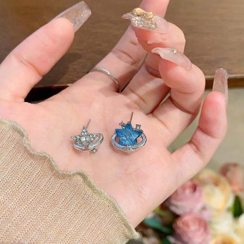 Zinc Alloy Stud Earring with Resin silver color plated fashion jewelry & with rhinestone silver color nickel lead & cadmium free Sold By Pair