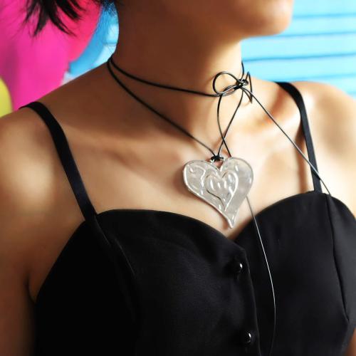 PU-Schnur-Halskette, Zinklegierung, mit PU Leder, Herz, plattiert, Modeschmuck, keine, frei von Nickel, Blei & Kadmium, 62x58mm, Länge:132 cm, verkauft von PC