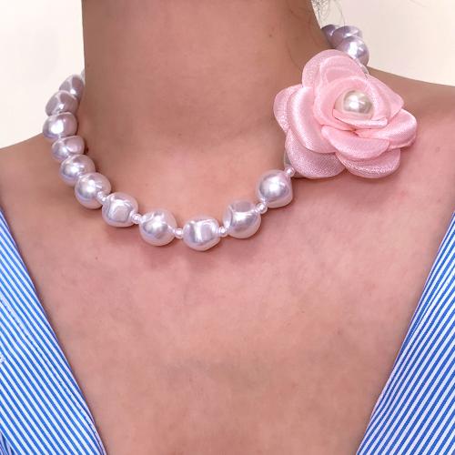Messing Halskette, mit Stoff & Kunststoff Perlen, Blume, goldfarben plattiert, für Frau, Rosa, Länge:50 cm, verkauft von PC