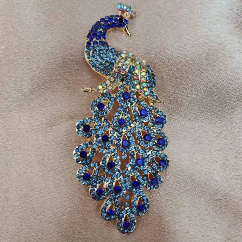 Zinc Alloy Brooches Peacock plated for woman & with rhinestone blue Sold By PC