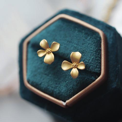 Prás Graí Earring, Flower, jewelry faisin & do bhean, órga, 10mm, Díolta De réir Péire