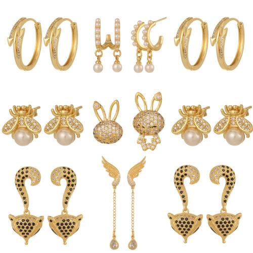 Befestiger Zirkonia Messing Ohrring, mit Kunststoff Perlen, goldfarben plattiert, verschiedene Stile für Wahl & Micro pave Zirkonia & für Frau, verkauft von Paar
