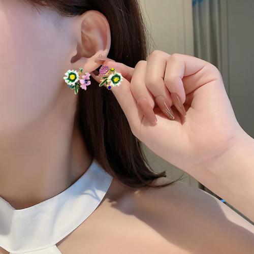 Zinc Alloy Stud Earring Flower gold color plated fashion jewelry & enamel multi-colored nickel lead & cadmium free Sold By Pair
