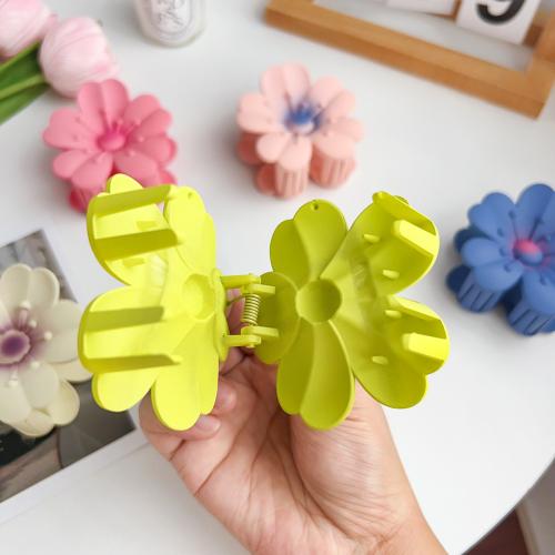 Hair Claw Clips, Plastic, Flower, fashion jewelry, more colors for choice, 72x72mm, Sold By PC