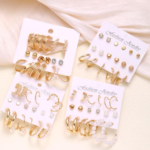 Pendientes de Aleación de Zinc, con Perlas plásticas, Joyería & para mujer & con diamantes de imitación, dorado, Vendido por Set