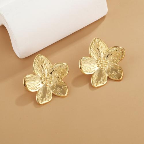 Brass Stud Earring Flower gold color plated fashion jewelry golden nickel lead & cadmium free Sold By Pair