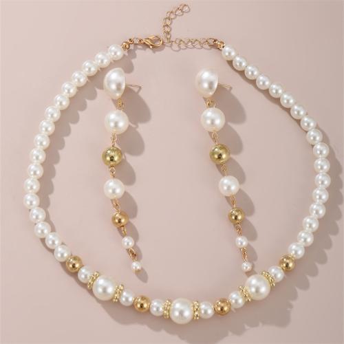 Conjuntos de joyería de aleación de zinc, Pendiente de stud & collar, con Perlas plásticas, para mujer, Vendido por Set