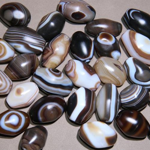 Grânulos de ágata, oliváceo, DIY, Cor aleatória, beads size 16x21-21x35mm, vendido por PC