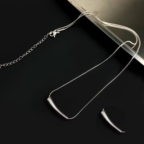 Zinc Alloy Jewelry Necklace with 304 Stainless Steel Chain fashion jewelry & for woman silver color Length Approx 48 cm Sold By PC