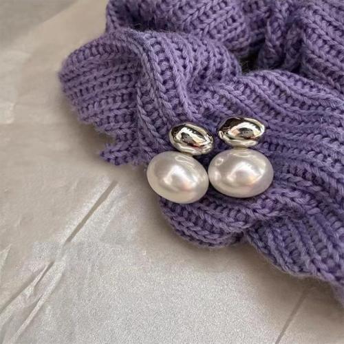 Brass Stud Earring, with Plastic Pearl, platinum color plated, fashion jewelry & for woman, white, 19mm, Sold By Pair