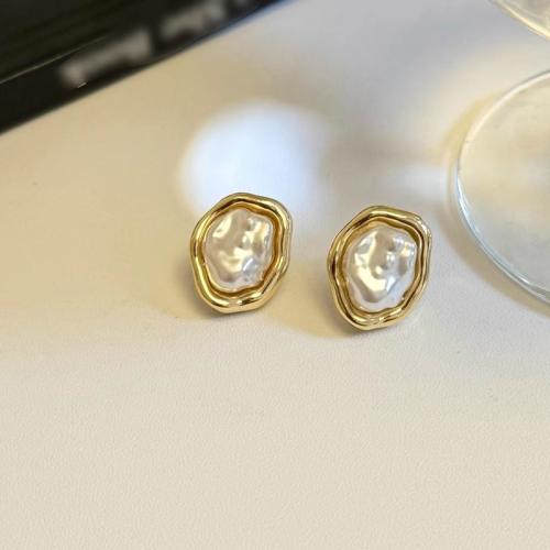 Brass Stud Earring, with Plastic Pearl, fashion jewelry & for woman, 15x19mm, Sold By Pair