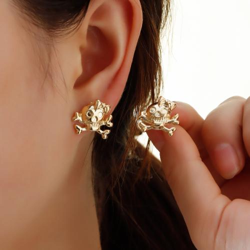Zinc Alloy Stud Earring Skull plated for woman nickel lead & cadmium free Sold By Pair