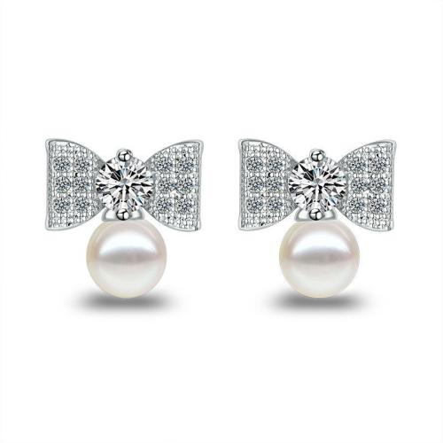 Boucles d'oreilles en laiton zircon cubique pavent, avec Plastique ABS perle, bijoux de mode & pavé de micro zircon & pour femme, 11x12mm, Vendu par paire