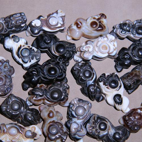 Perles agates, Agate, bête sauvage Fabuleuse, gravé, envoyé au hasard & DIY & lisse, beads size 11x16x20mm-13.5x14.5x31mm, Vendu par PC