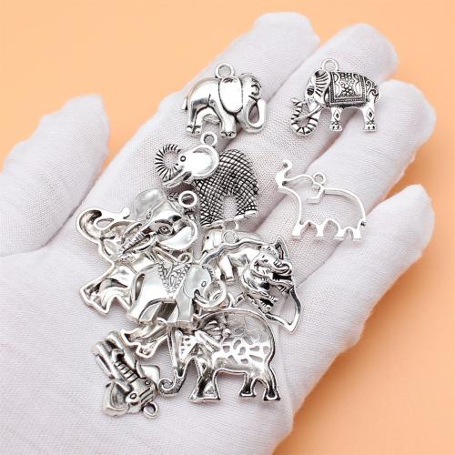 Zinc Alloy Animal Pendants Elephant antique silver color plated DIY Sold By Bag