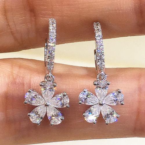 Cubic Zirconia Micro Pave Brass Earring Flower fashion jewelry & micro pave cubic zirconia & for woman Sold By Pair