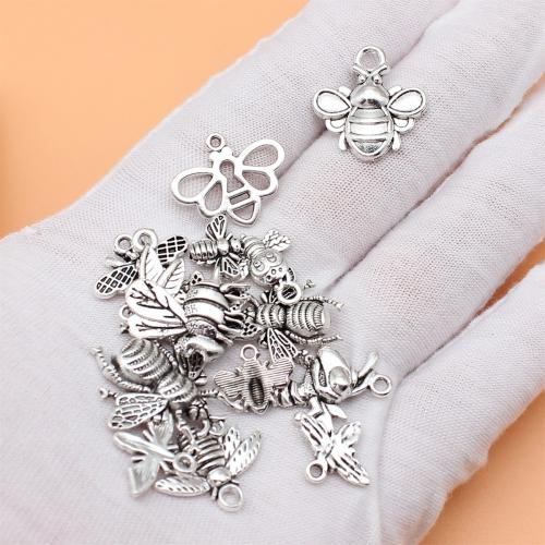 Tibetan Style Animal Pendants, Bee, antique silver color plated, DIY, 16PC/Bag, Sold By Bag